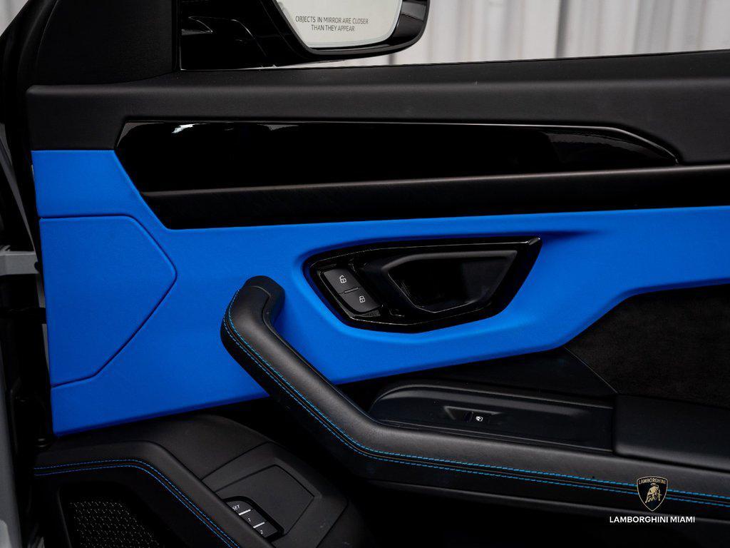 2023 Lamborghini Urus S AWD North Miami Beach FL