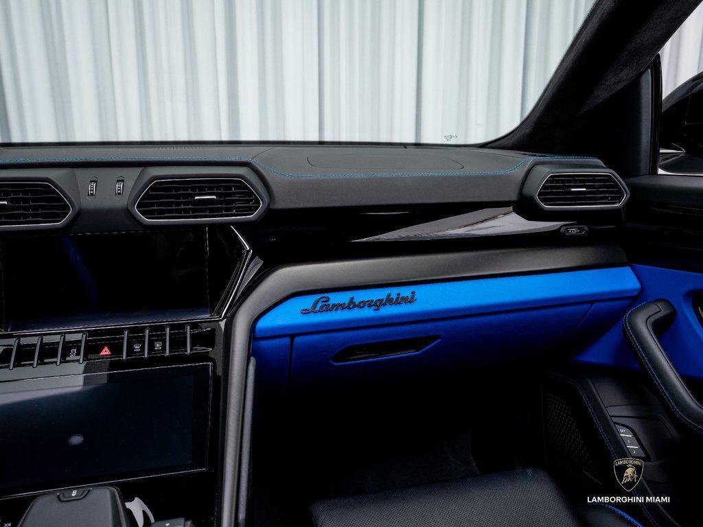 2023 Lamborghini Urus S AWD North Miami Beach FL