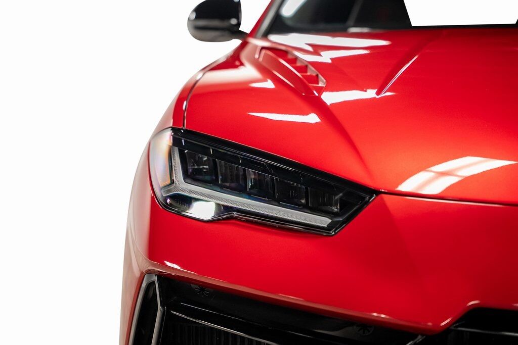 2023 Lamborghini Urus S