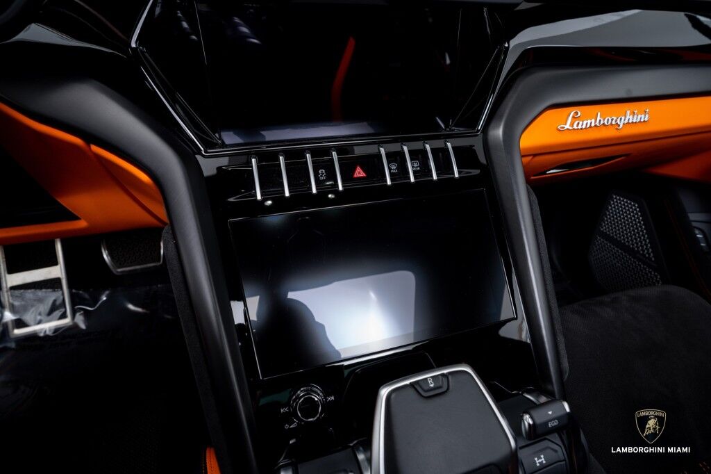 2023 Lamborghini Urus S North Miami Beach FL
