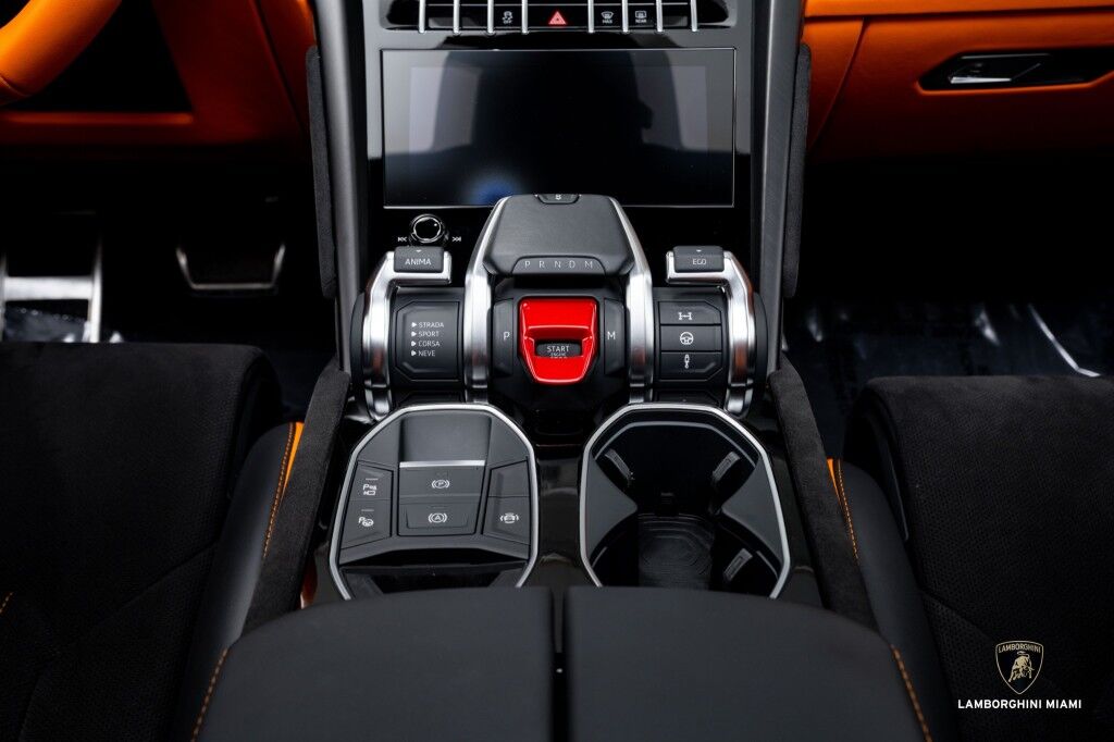 2023 Lamborghini Urus S North Miami Beach FL