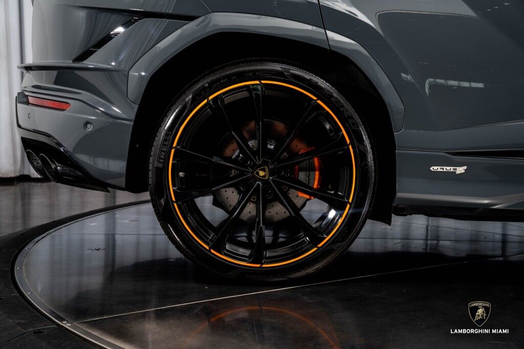 2023 Lamborghini Urus S North Miami Beach FL