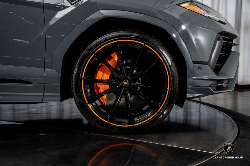 2023 Lamborghini Urus S North Miami Beach FL