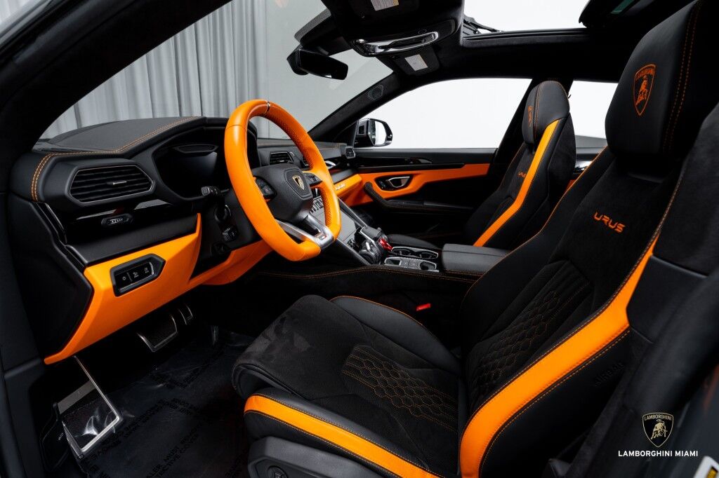 2023 Lamborghini Urus S North Miami Beach FL