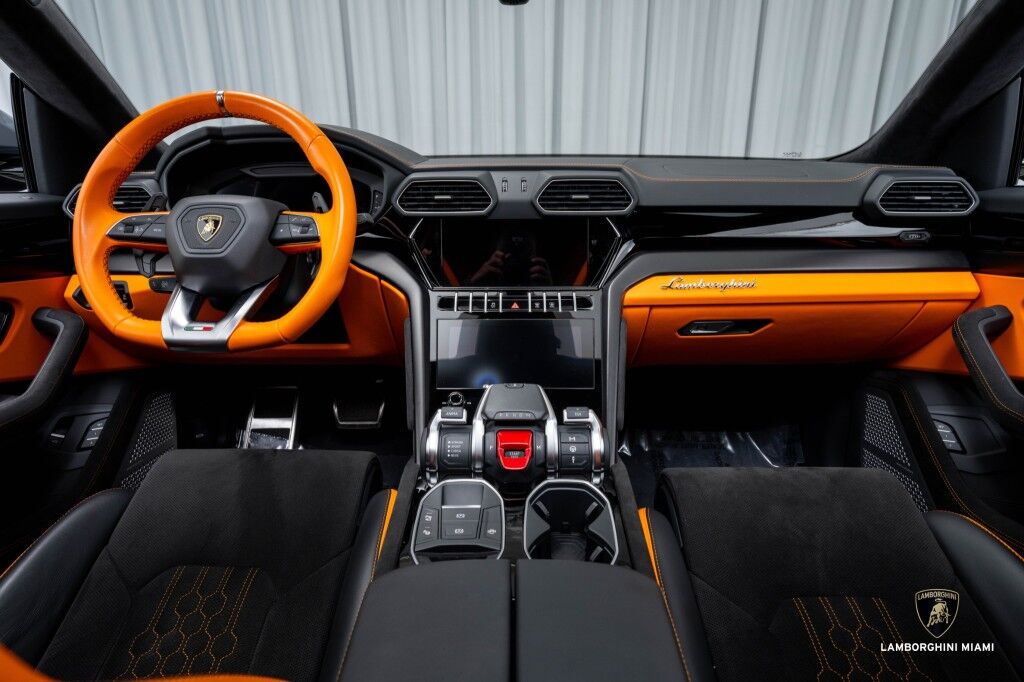2023 Lamborghini Urus S North Miami Beach FL