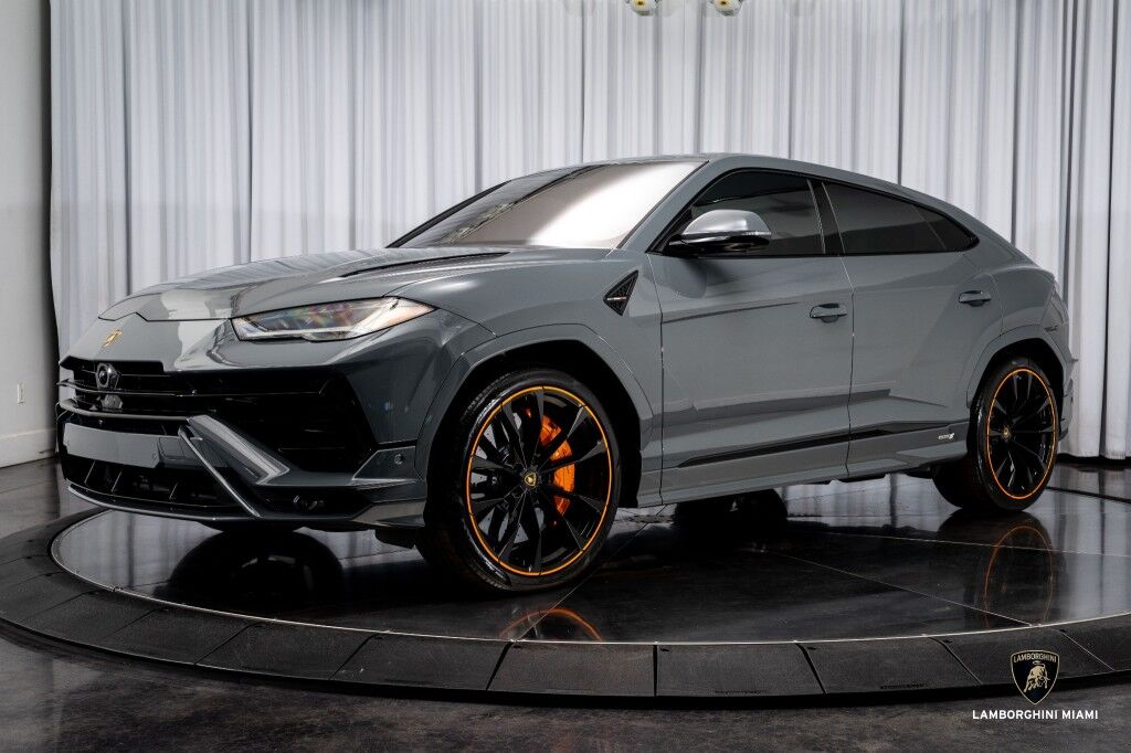 2023 Lamborghini Urus S North Miami Beach FL