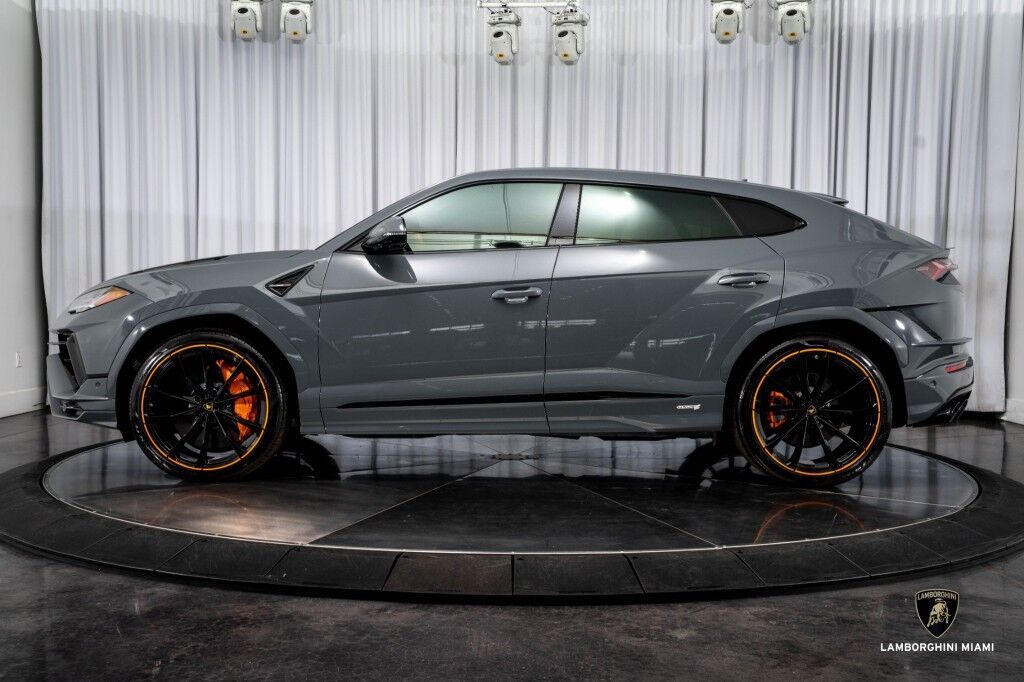 2023 Lamborghini Urus S North Miami Beach FL