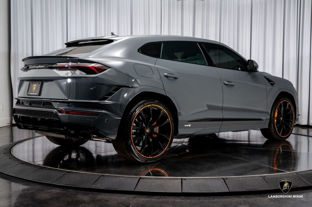 2023 Lamborghini Urus S North Miami Beach FL