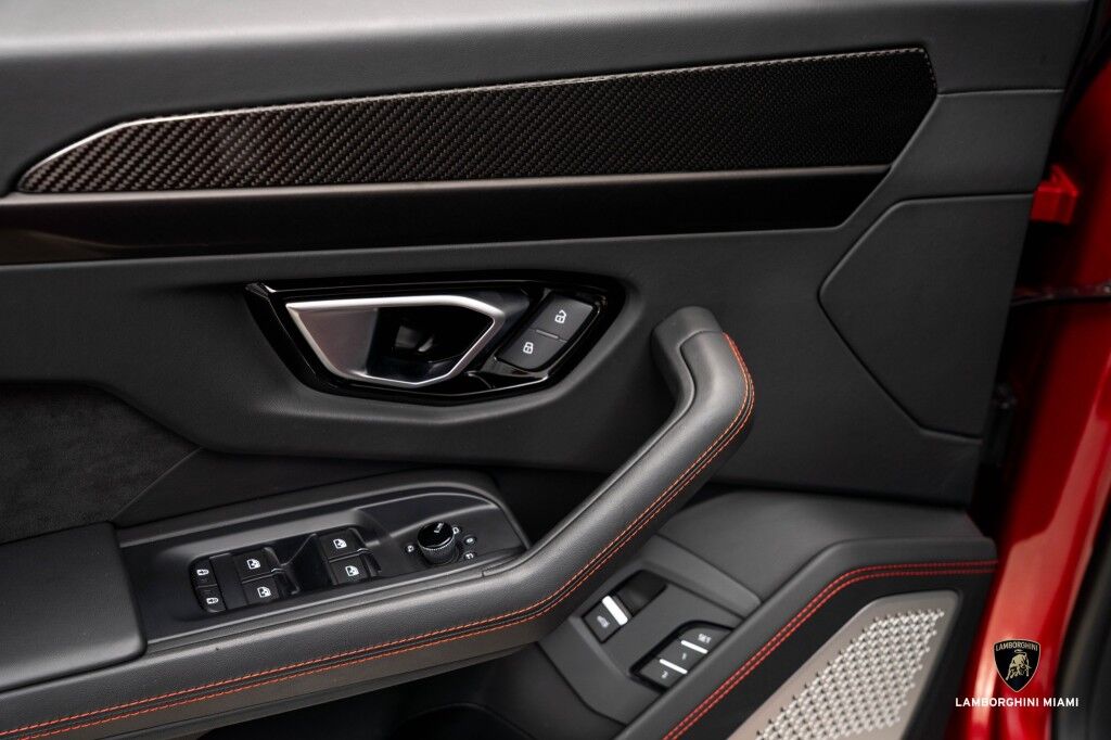 2023 Lamborghini Urus S North Miami Beach FL