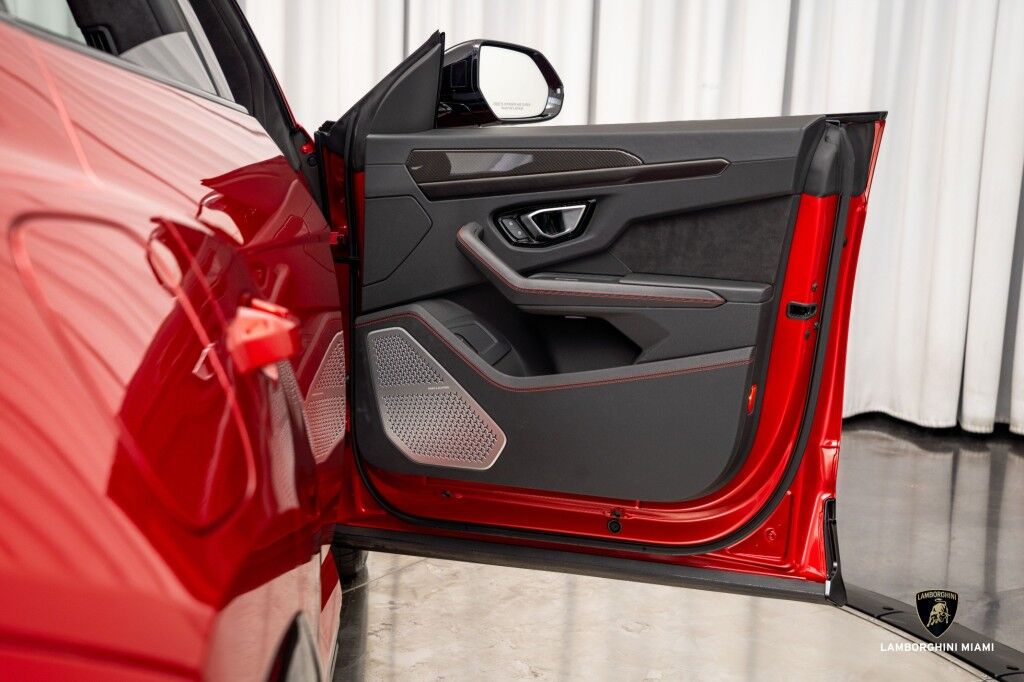 2023 Lamborghini Urus S North Miami Beach FL