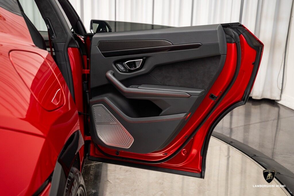 2023 Lamborghini Urus S North Miami Beach FL
