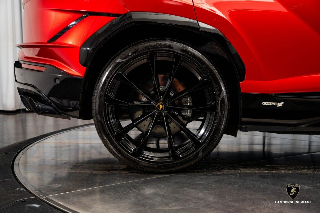 2023 Lamborghini Urus S North Miami Beach FL
