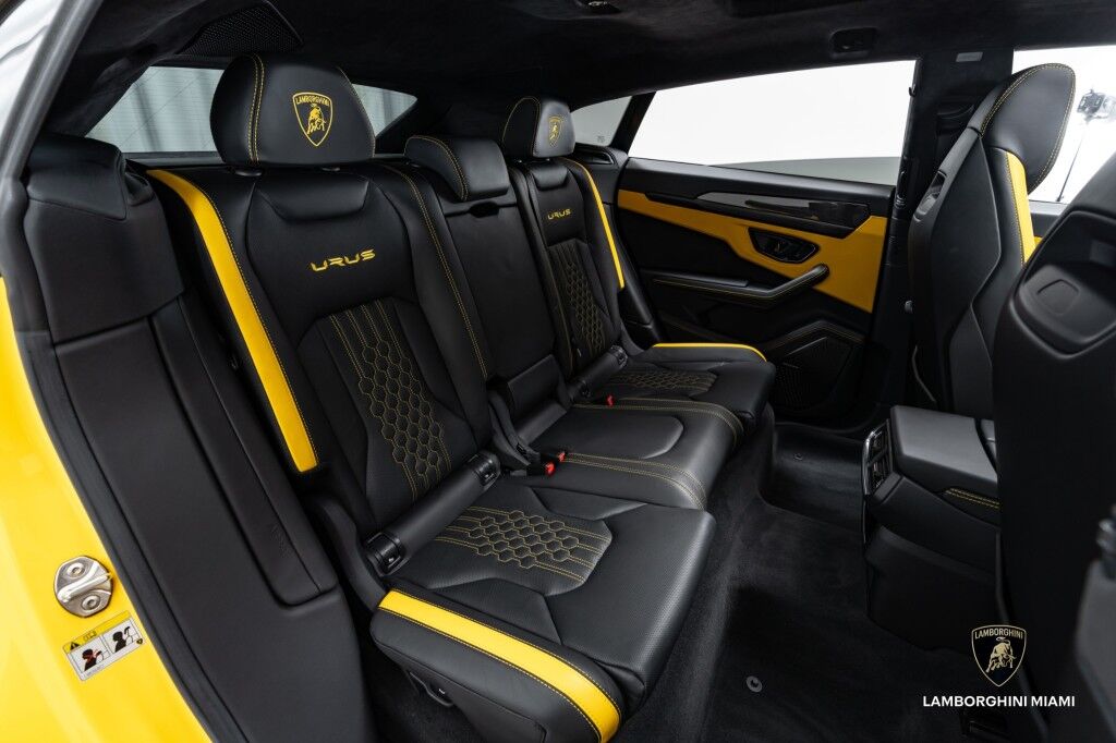 2023 Lamborghini Urus S North Miami Beach FL