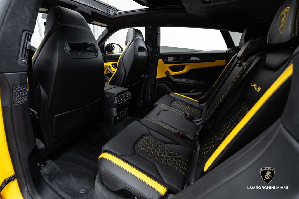 2023 Lamborghini Urus S North Miami Beach FL