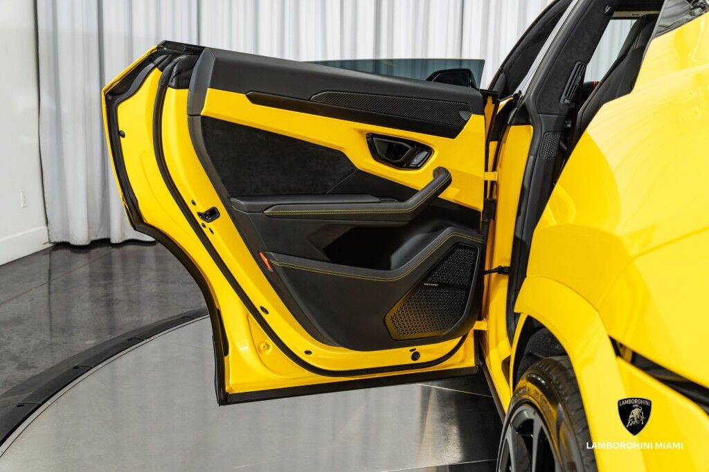 2023 Lamborghini Urus S North Miami Beach FL