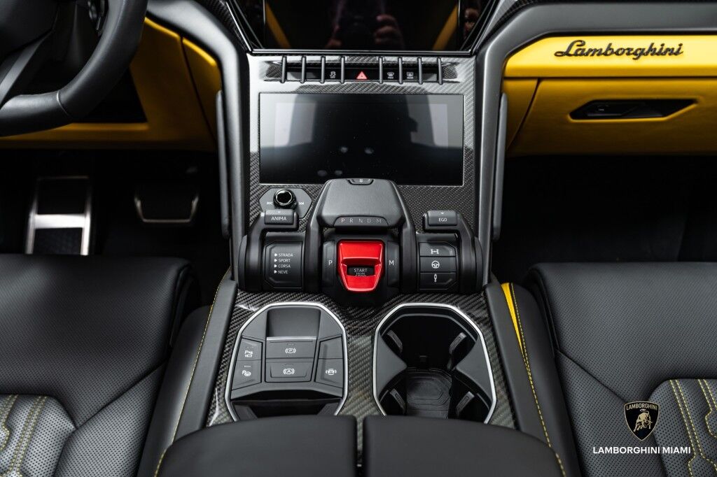 2023 Lamborghini Urus S North Miami Beach FL