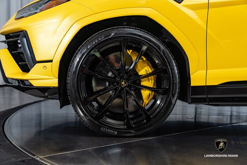 2023 Lamborghini Urus S North Miami Beach FL