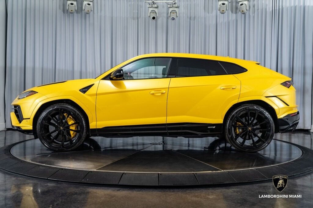 2023 Lamborghini Urus S North Miami Beach FL