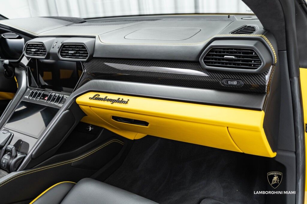 2023 Lamborghini Urus S North Miami Beach FL