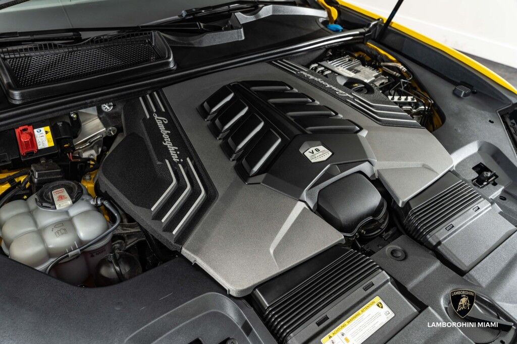 2023 Lamborghini Urus S North Miami Beach FL