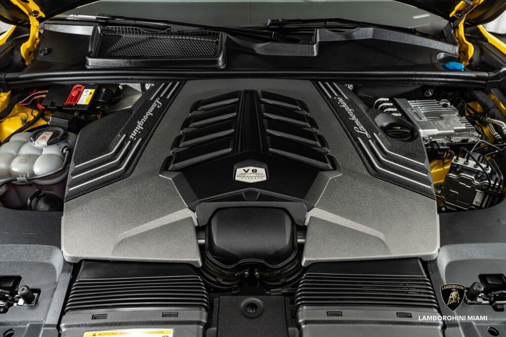 2023 Lamborghini Urus S North Miami Beach FL