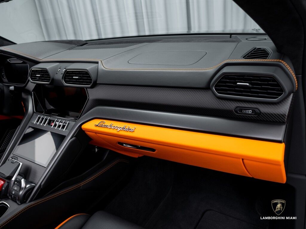 2023 Lamborghini Urus S North Miami Beach FL
