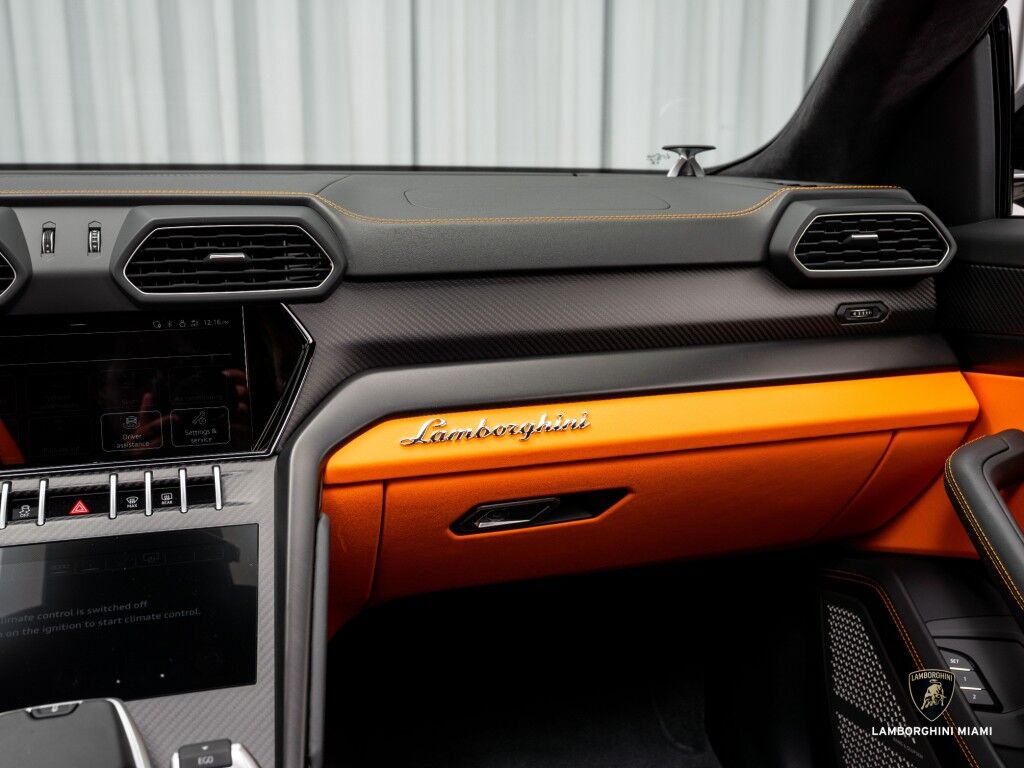 2023 Lamborghini Urus S North Miami Beach FL