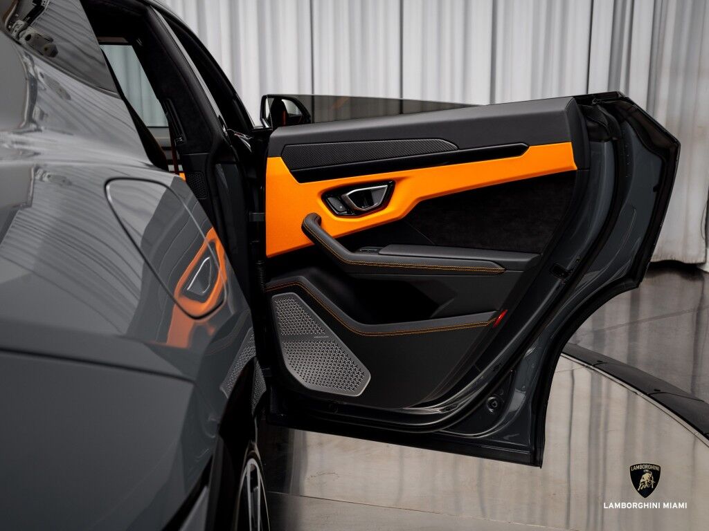 2023 Lamborghini Urus S North Miami Beach FL