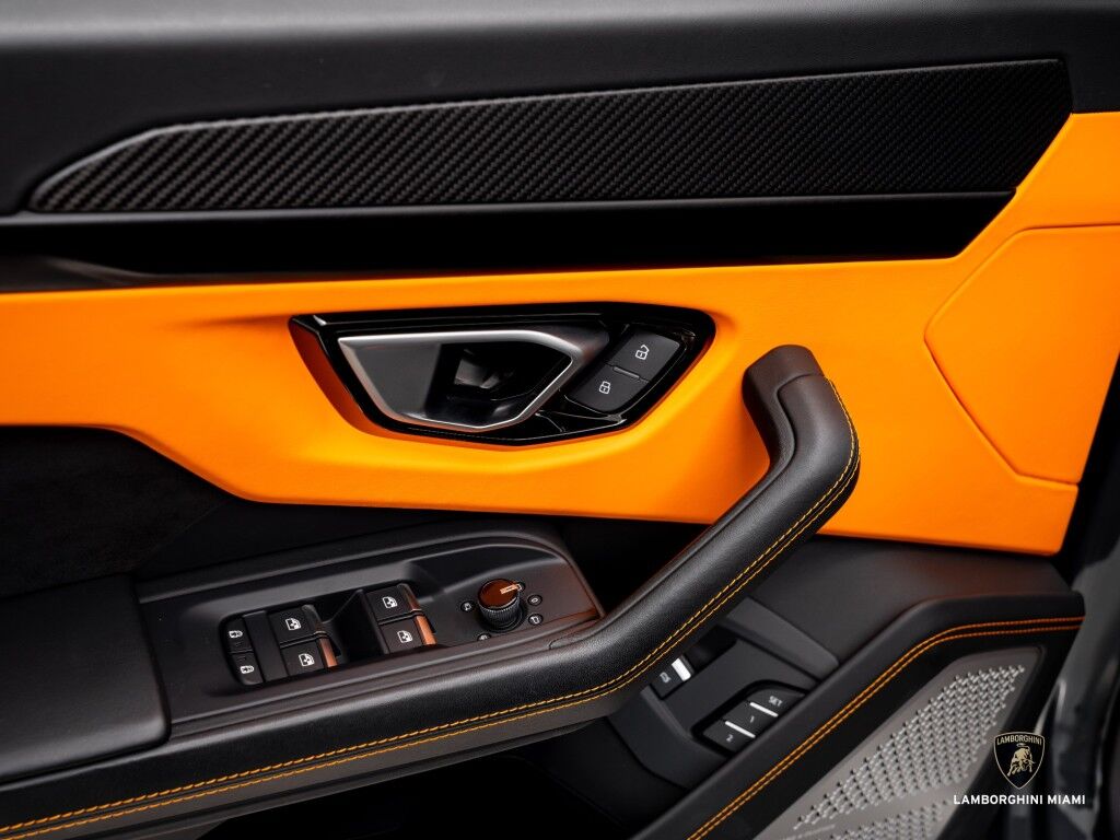 2023 Lamborghini Urus S North Miami Beach FL