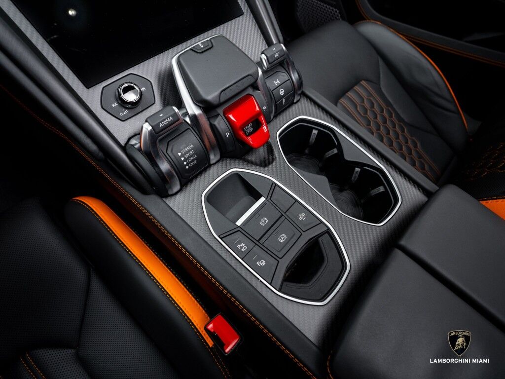 2023 Lamborghini Urus S North Miami Beach FL