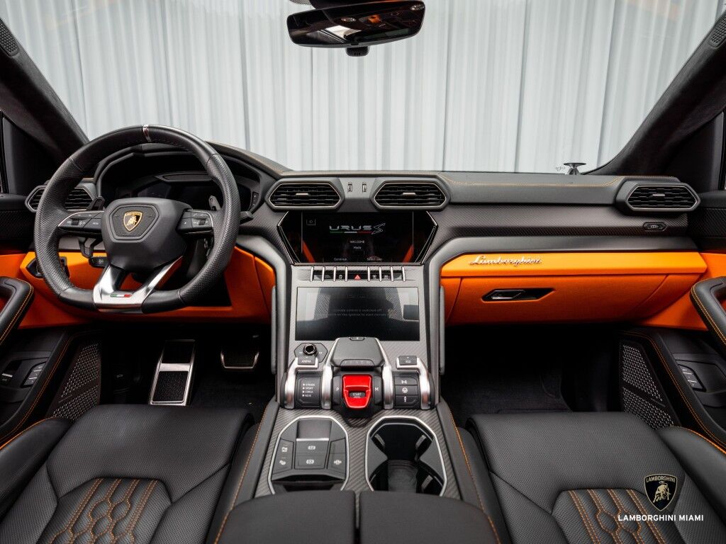 2023 Lamborghini Urus S North Miami Beach FL