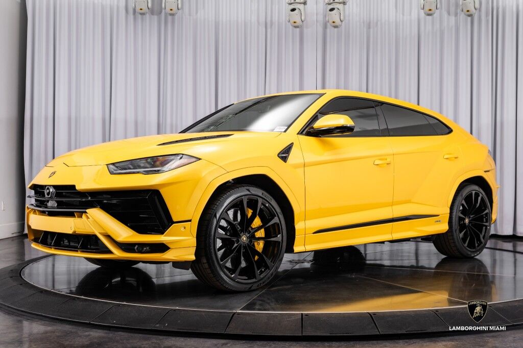 2023 Lamborghini Urus S North Miami Beach FL