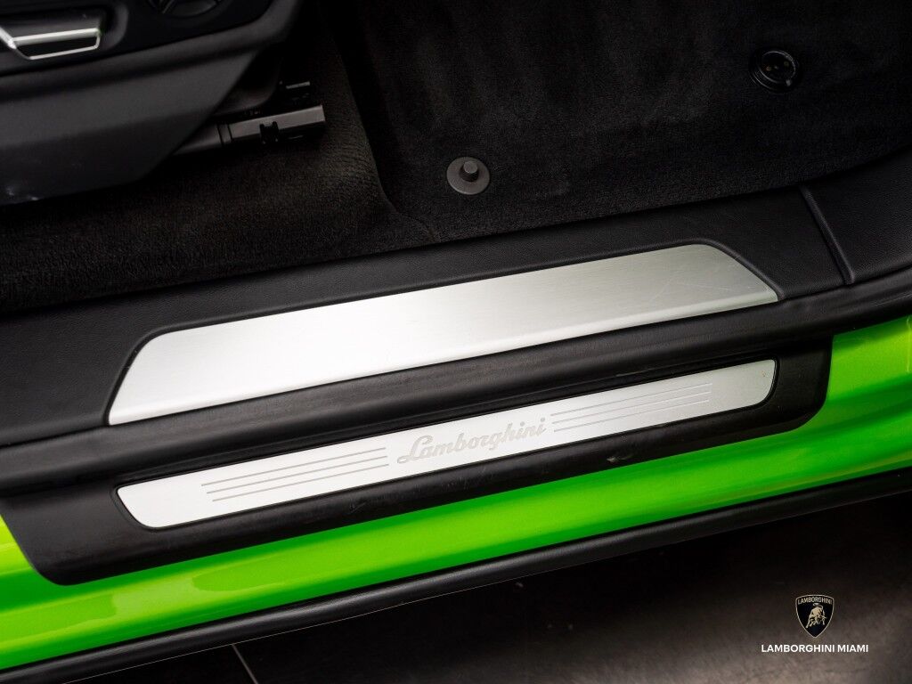 2023 Lamborghini Urus S North Miami Beach FL