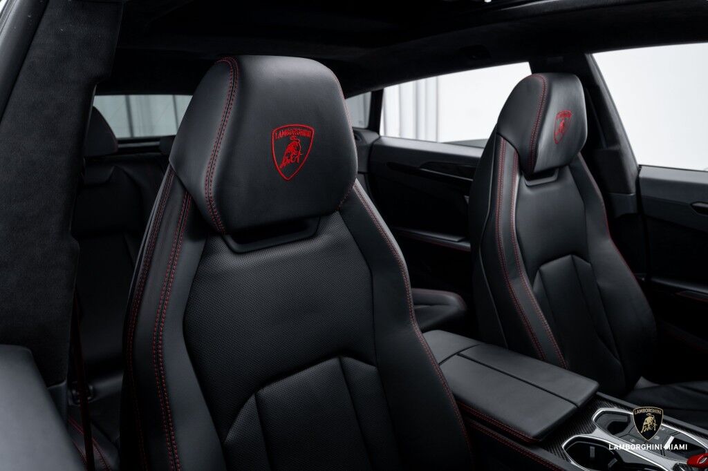2023 Lamborghini Urus S North Miami Beach FL