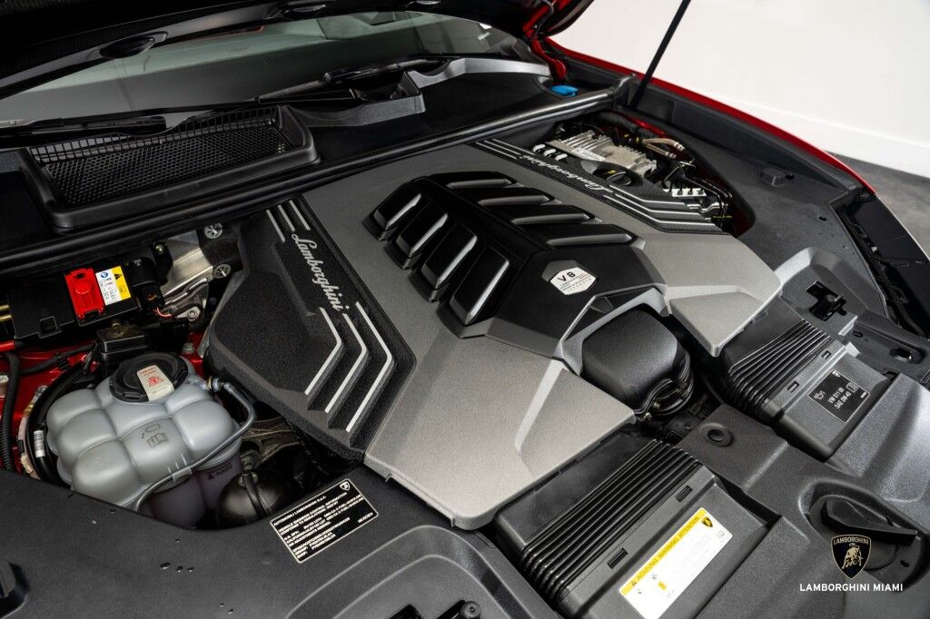 2023 Lamborghini Urus S North Miami Beach FL