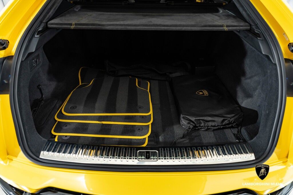 2023 Lamborghini Urus S North Miami Beach FL