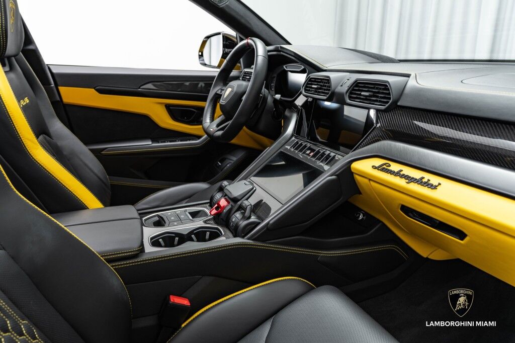 2023 Lamborghini Urus S North Miami Beach FL