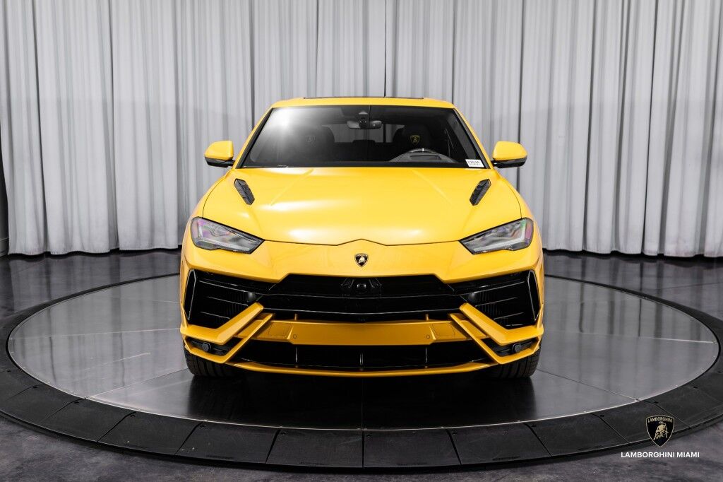 2023 Lamborghini Urus S North Miami Beach FL