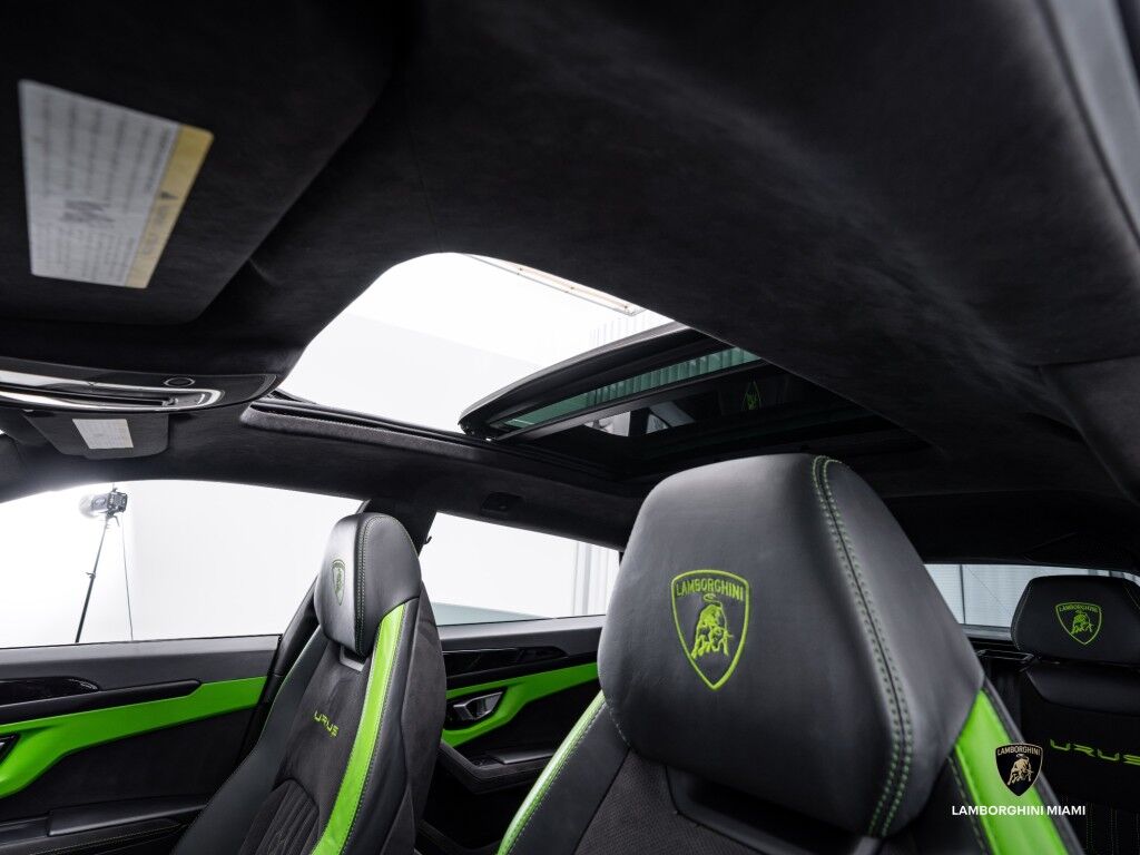 2023 Lamborghini Urus S North Miami Beach FL