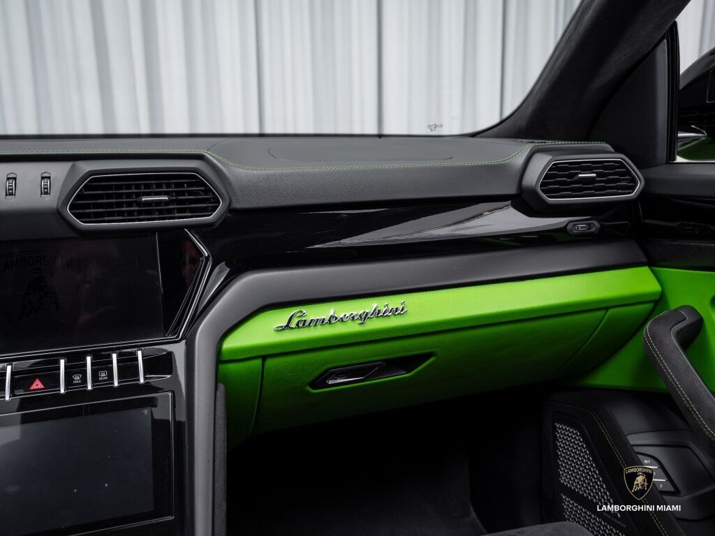 2023 Lamborghini Urus S North Miami Beach FL