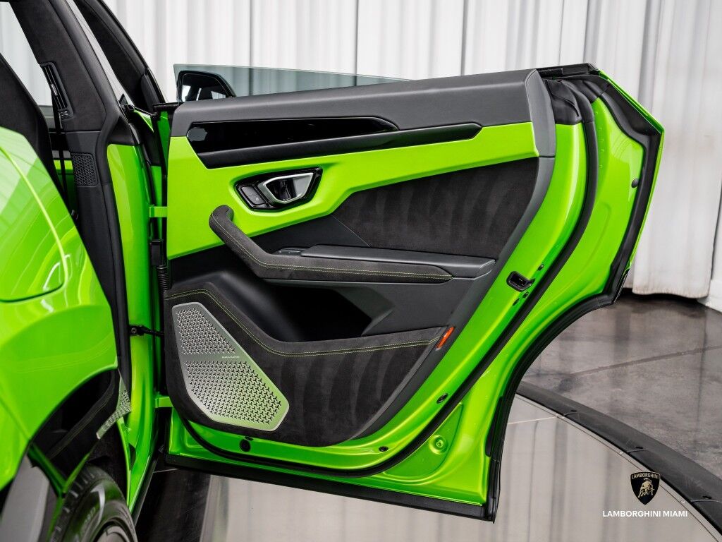 2023 Lamborghini Urus S North Miami Beach FL