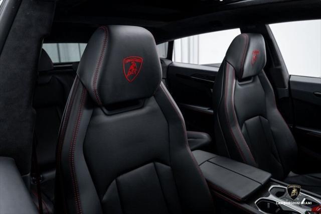 2023 Lamborghini Urus S North Miami Beach FL