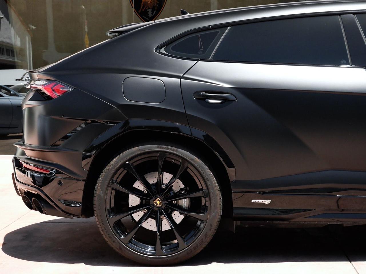 2023 Lamborghini Urus S S Lawrence KS