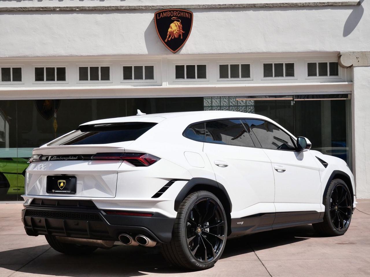 2023 Lamborghini Urus S S Lawrence KS