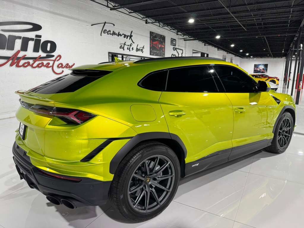 2023 Lamborghini Urus S Verde Citrea paint, Arancio/Nero interior, Sensonum audio system AND MUCH MORE!! Fort Lauderdale FL