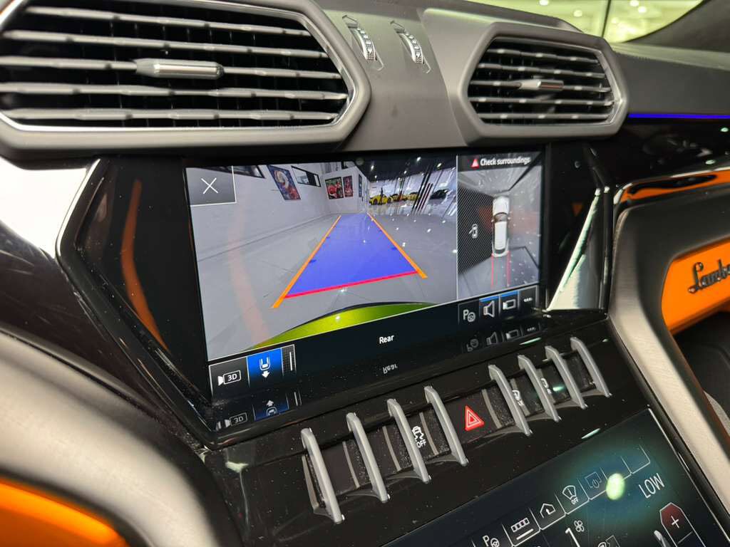 2023 Lamborghini Urus S Verde Citrea paint, Arancio/Nero interior, Sensonum audio system AND MUCH MORE!! Fort Lauderdale FL