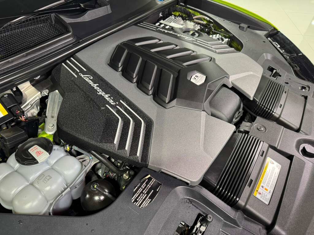 2023 Lamborghini Urus S Verde Citrea paint, Arancio/Nero interior, Sensonum audio system AND MUCH MORE!! Fort Lauderdale FL