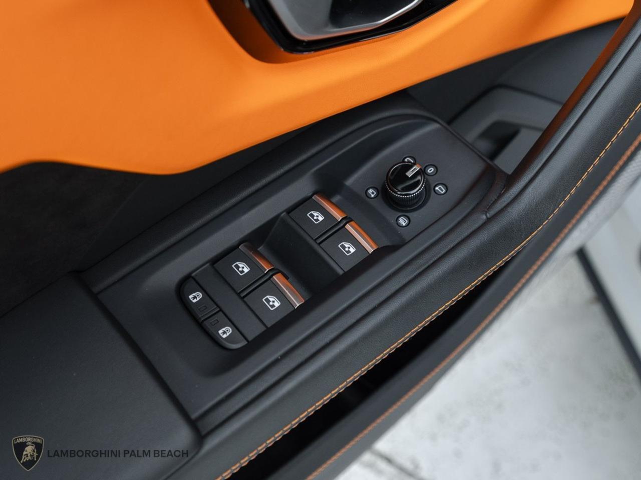 2023 Lamborghini Urus S West Palm Beach FL