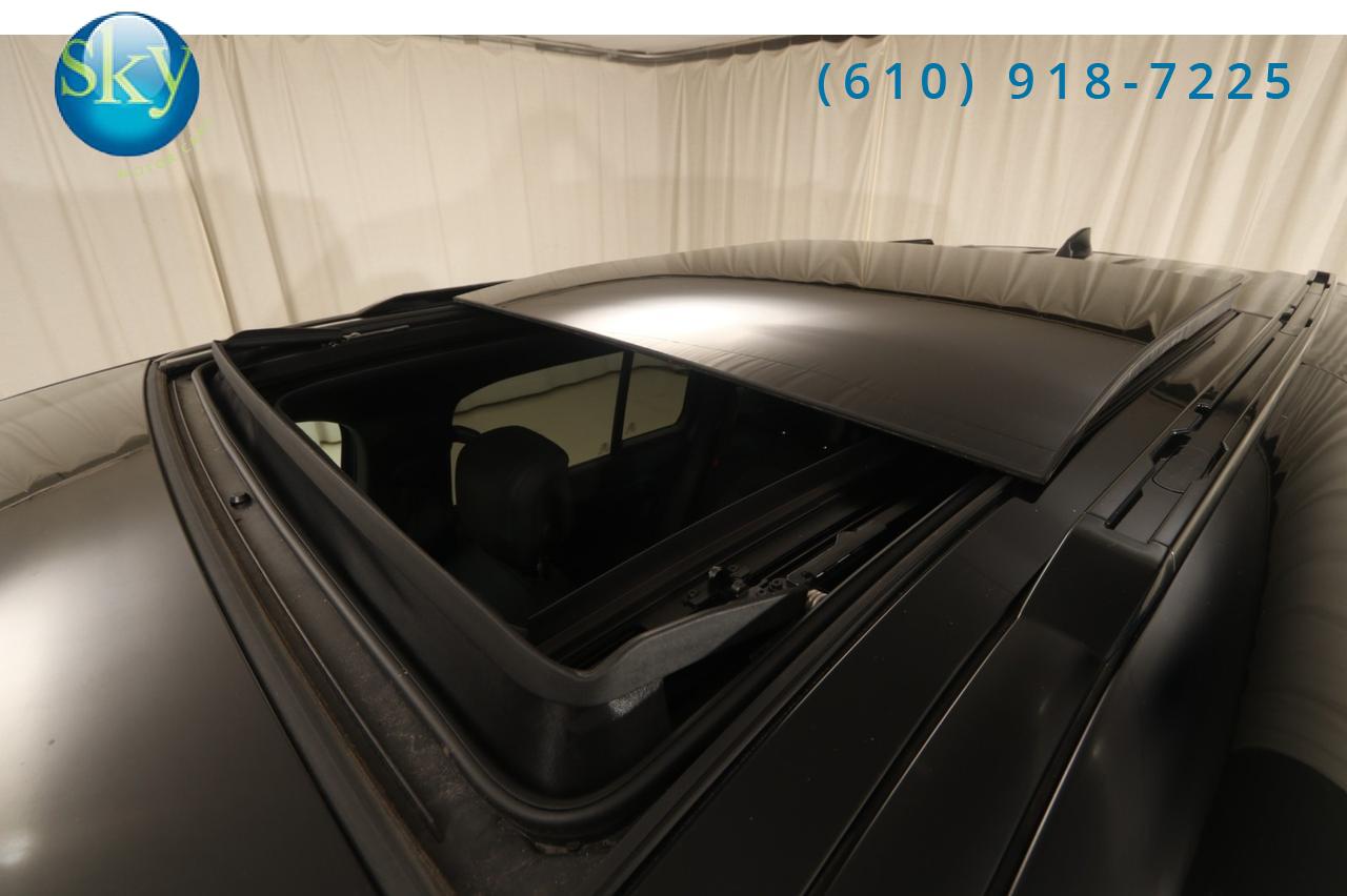 2023 Land Rover Defender 110 AWD X-Dynamic SE West Chester PA