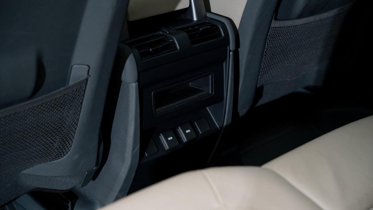 2023 Land Rover Defender 110 S Franklin TN